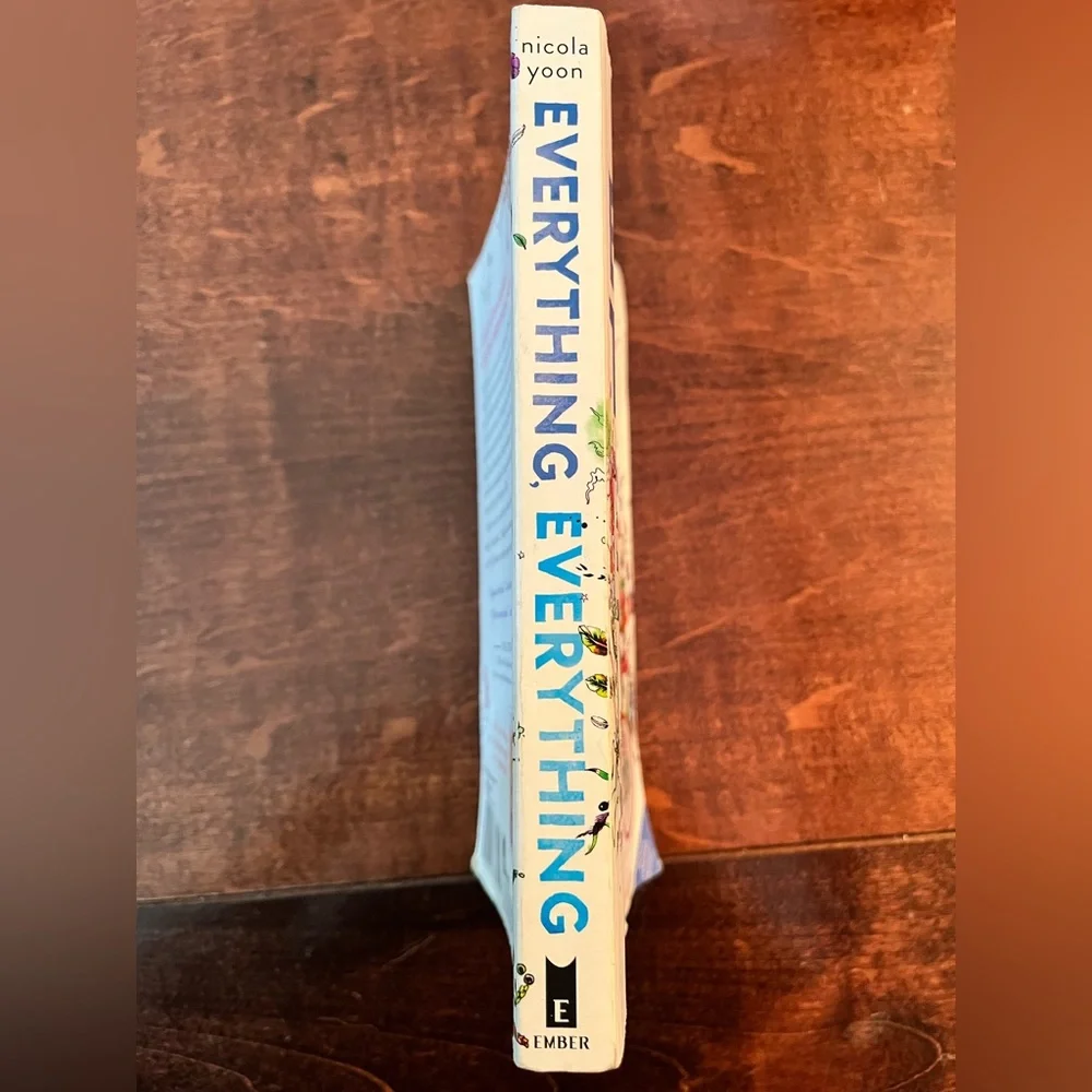Everything Everything- book 📖 - Picture 2 of 4